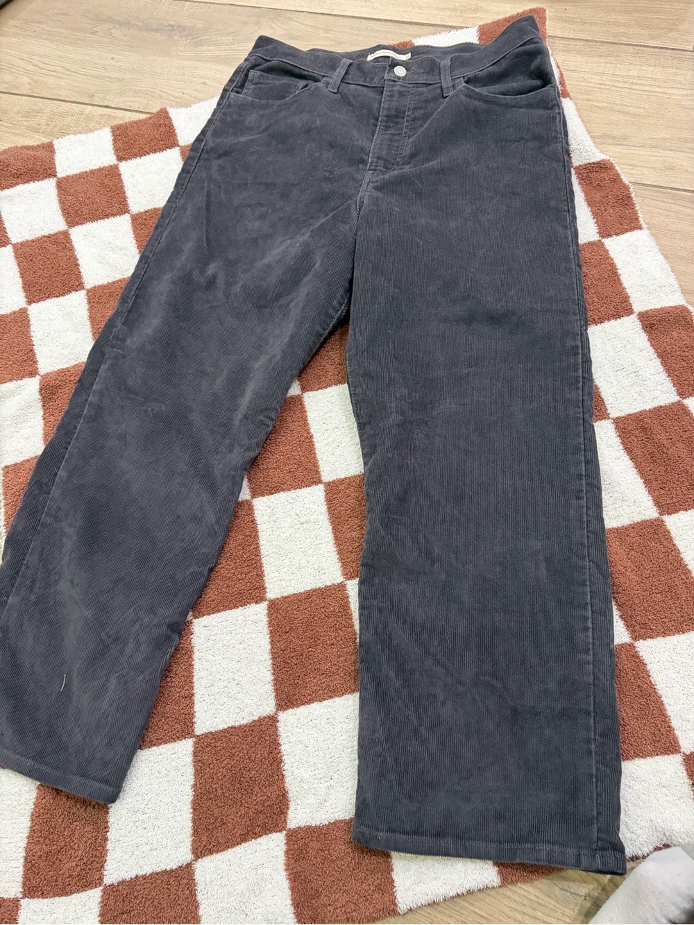 Levi's Women's Charcoal Corduroy Straight-Leg Pants